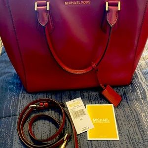 EXCELLENT CONDITION Michael Kors ruby/mulberry colored handbag